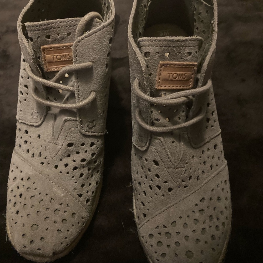 TOMS Beige Perforated Lace-Up Sneakers